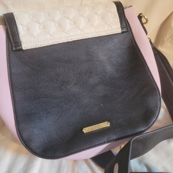 Betsey Johnson Be Mine Crossbody Purse - Picture 3 of 5